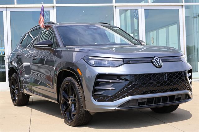 new 2025 Volkswagen Tiguan car, priced at $37,016