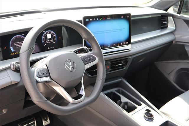 new 2025 Volkswagen Tiguan car, priced at $37,016