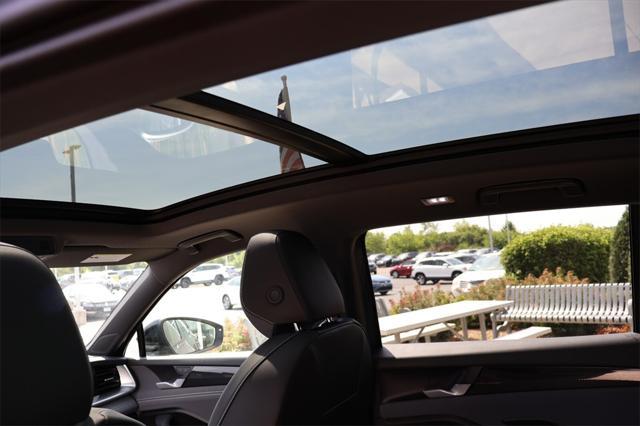 new 2025 Volkswagen Tiguan car, priced at $37,016