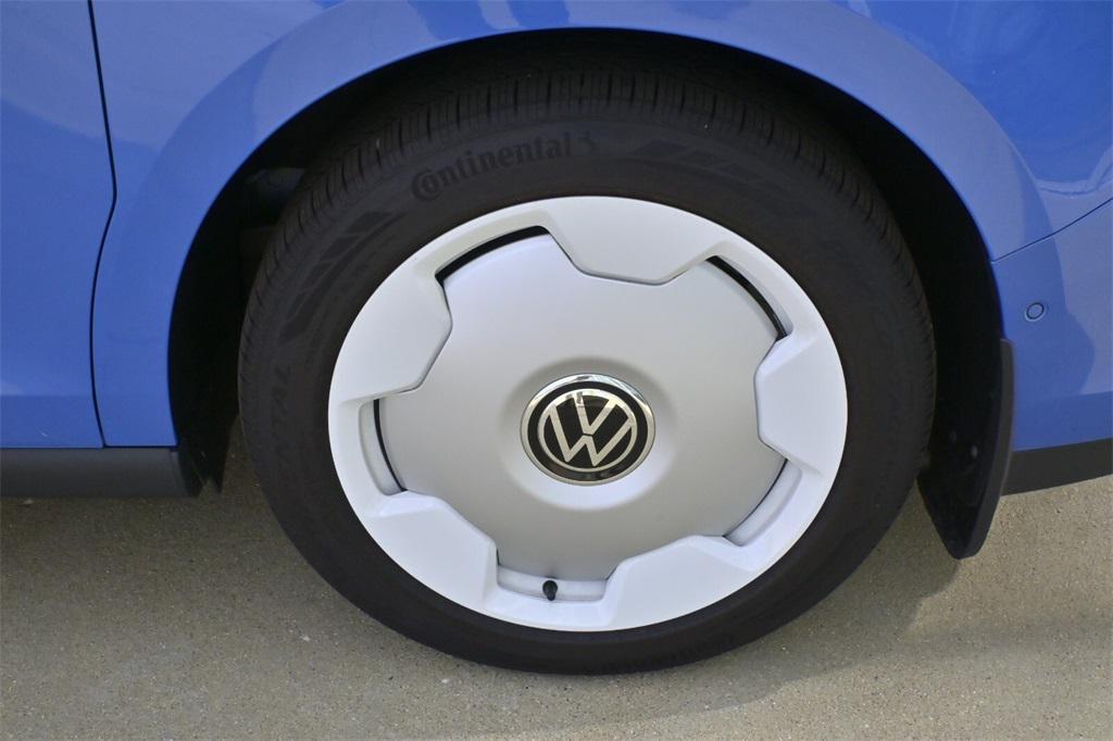 new 2025 Volkswagen ID. Buzz car, priced at $67,763