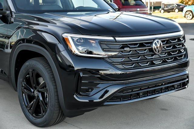 new 2025 Volkswagen Atlas Cross Sport car, priced at $49,765