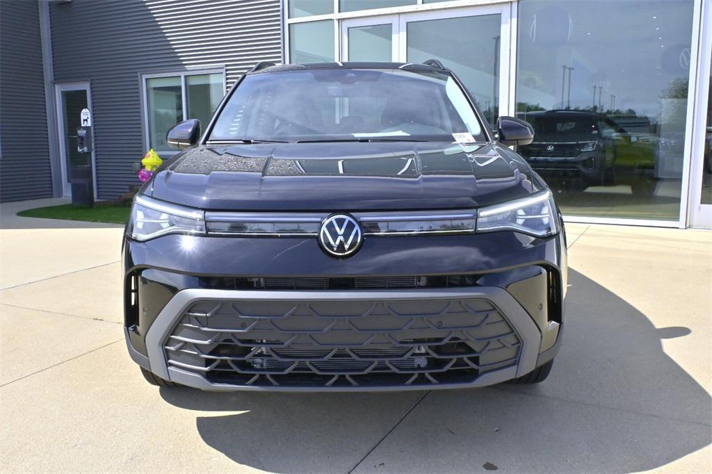 new 2025 Volkswagen Taos car, priced at $31,365