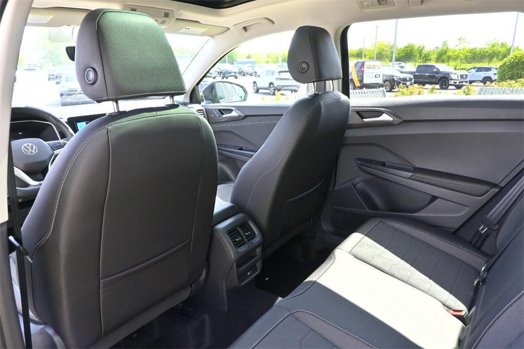 new 2025 Volkswagen Taos car, priced at $31,365