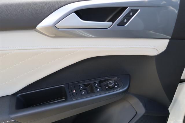 new 2025 Volkswagen Taos car, priced at $35,970