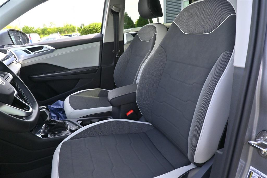 new 2025 Volkswagen Taos car, priced at $29,187