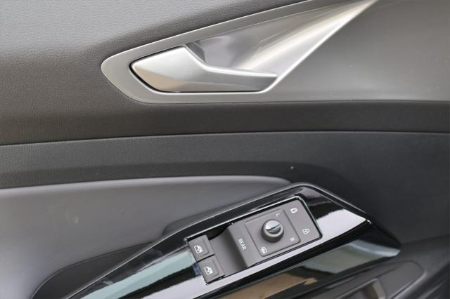 new 2025 Volkswagen ID.4 car, priced at $51,370