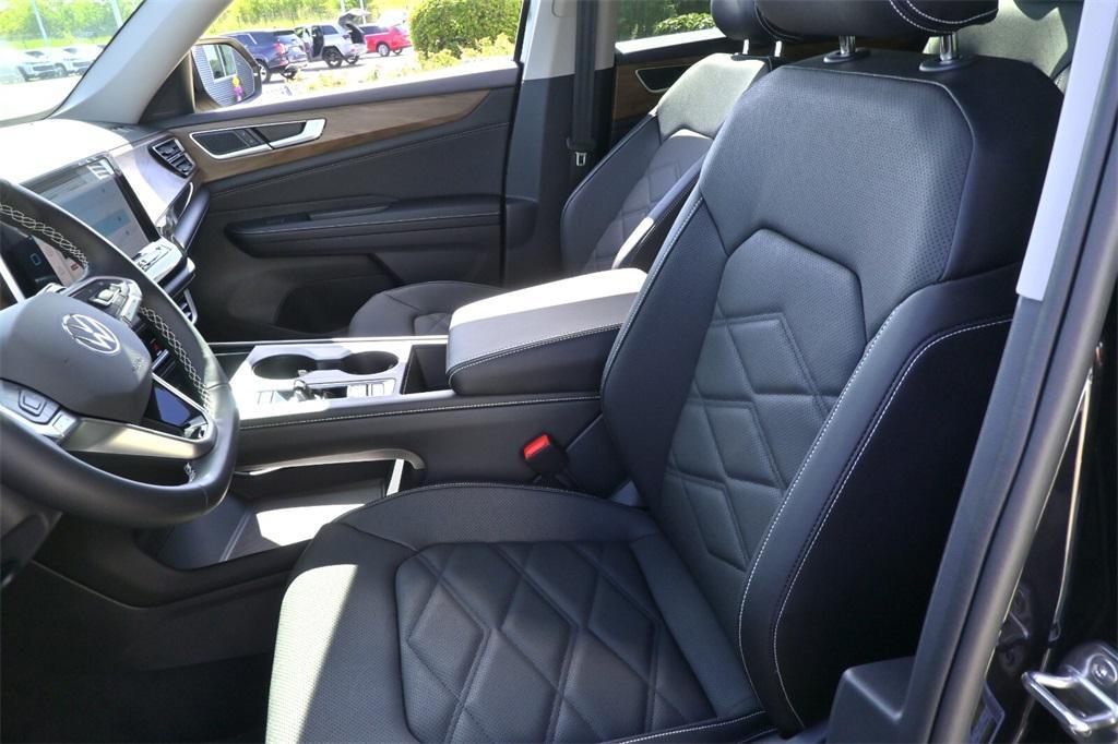 new 2026 Volkswagen Atlas car, priced at $42,311