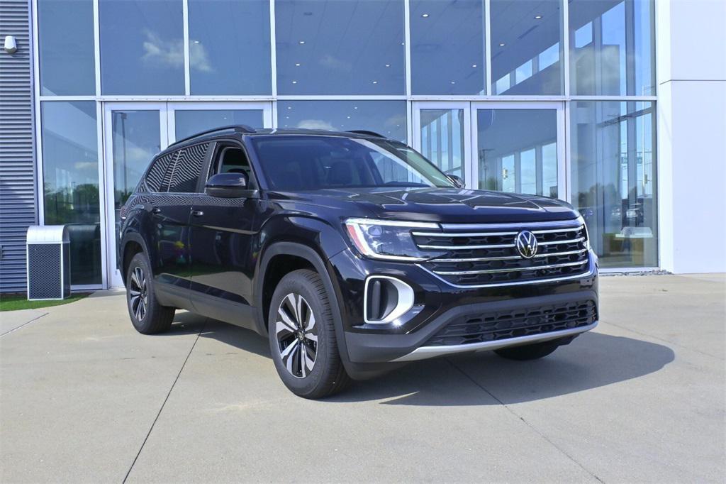 new 2026 Volkswagen Atlas car, priced at $42,311