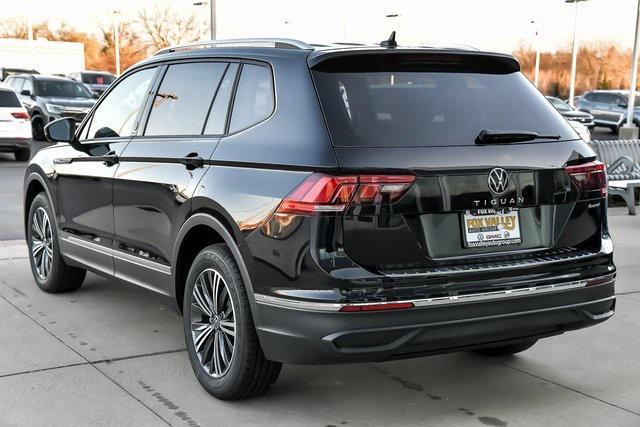 new 2024 Volkswagen Tiguan car, priced at $31,213