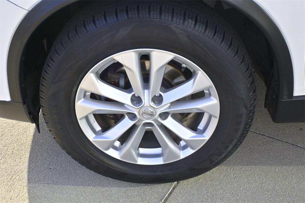 used 2015 Nissan Rogue car, priced at $7,891