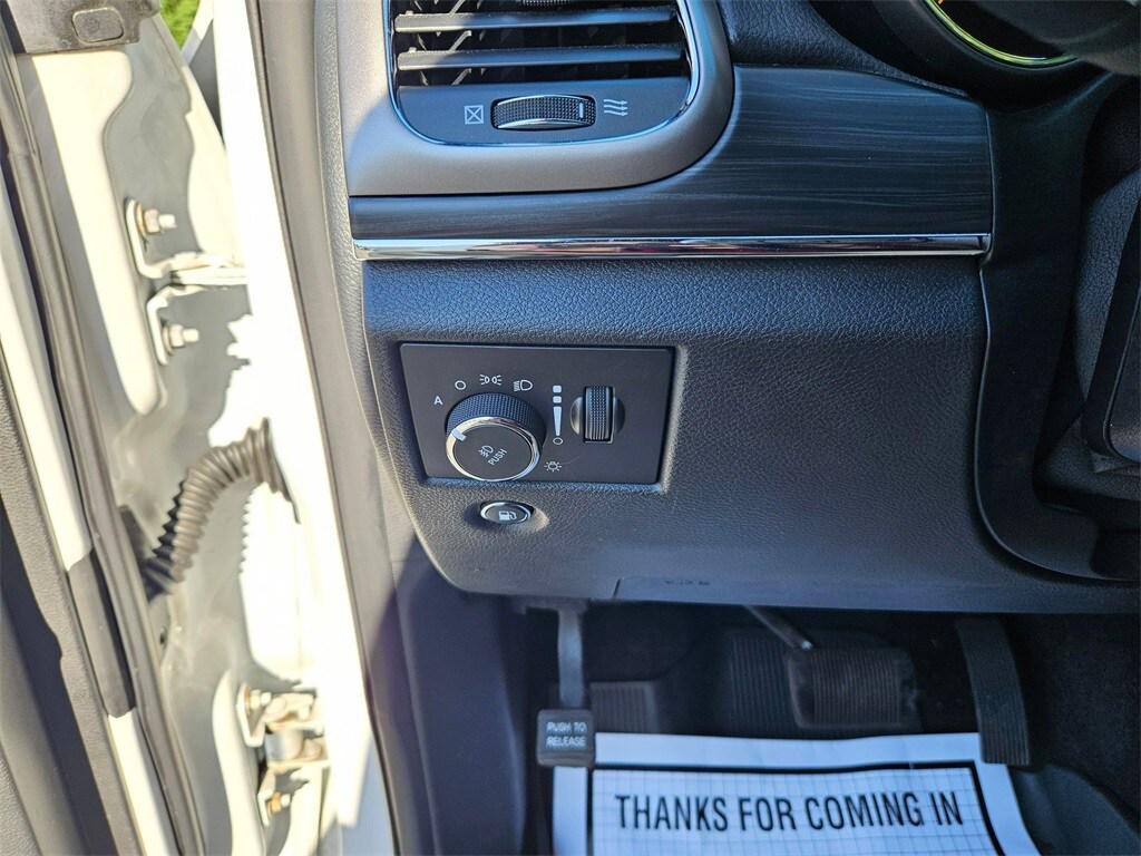 used 2020 Jeep Grand Cherokee car, priced at $25,089