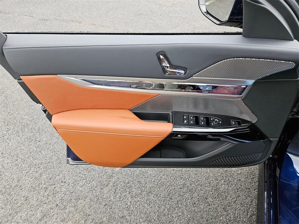 new 2026 BMW i7 car, priced at $131,905