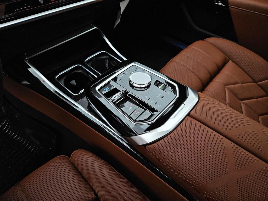 new 2026 BMW i7 car, priced at $131,905