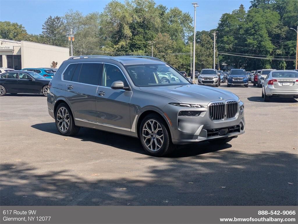 new 2026 BMW X7 car, priced at $94,565