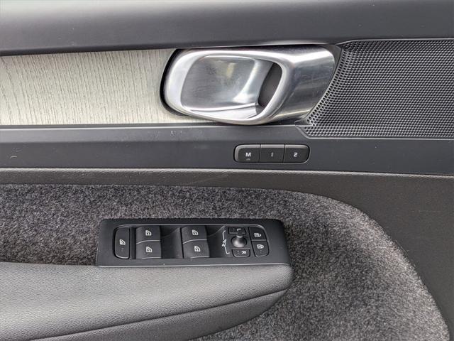 used 2023 Volvo XC40 car, priced at $34,019