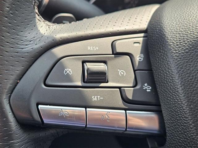 used 2022 Cadillac XT4 car, priced at $27,784
