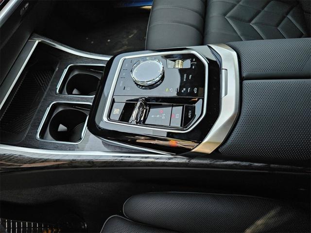 new 2025 BMW 760 car, priced at $138,205