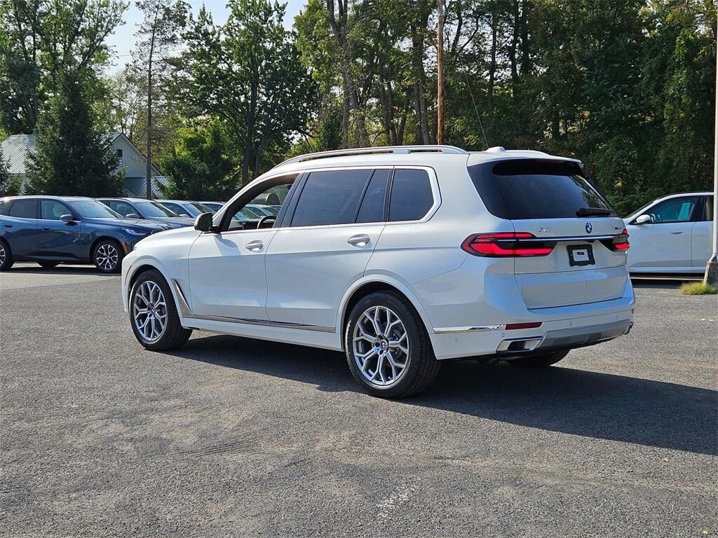 new 2026 BMW X7 car, priced at $95,265