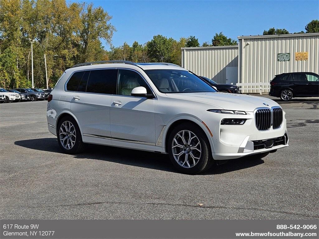 new 2026 BMW X7 car, priced at $95,265