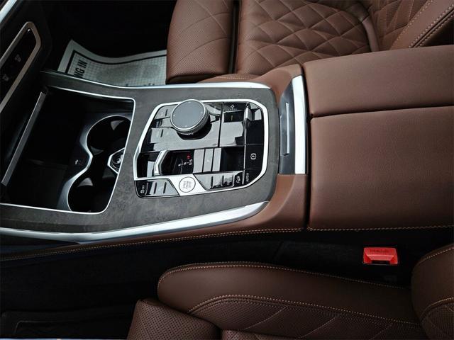 used 2025 BMW X7 car, priced at $80,077