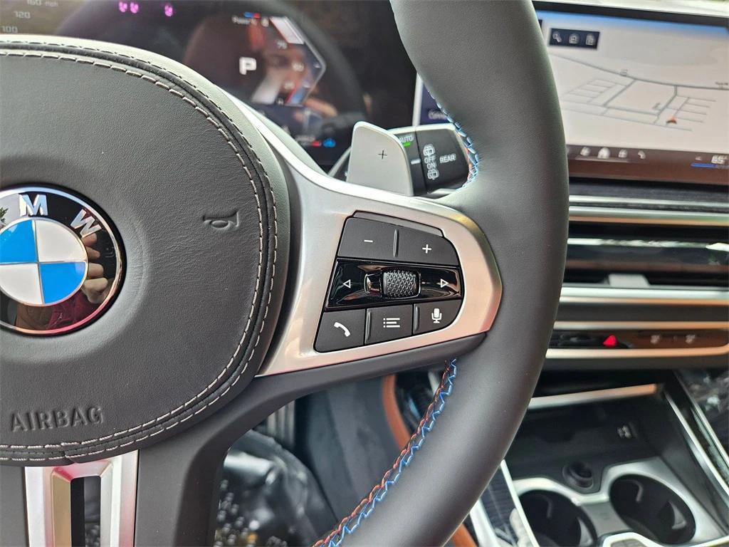 new 2026 BMW X7 car, priced at $125,565