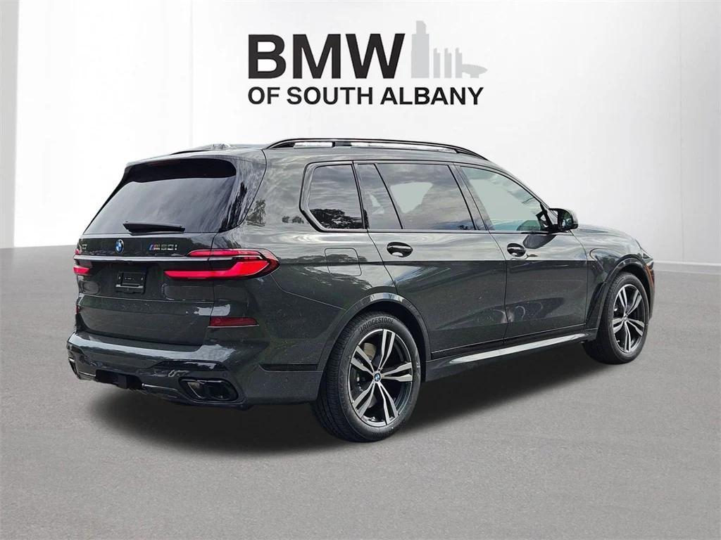 new 2026 BMW X7 car, priced at $125,565