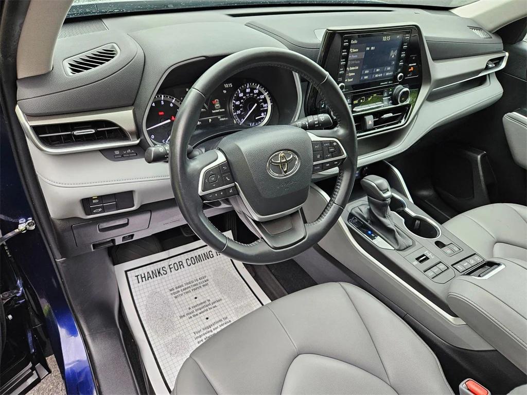 used 2022 Toyota Highlander car, priced at $29,580