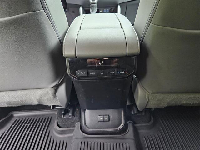 used 2022 Toyota Highlander car, priced at $32,954
