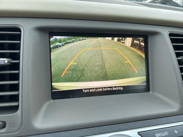 used 2010 Nissan Murano car, priced at $8,995