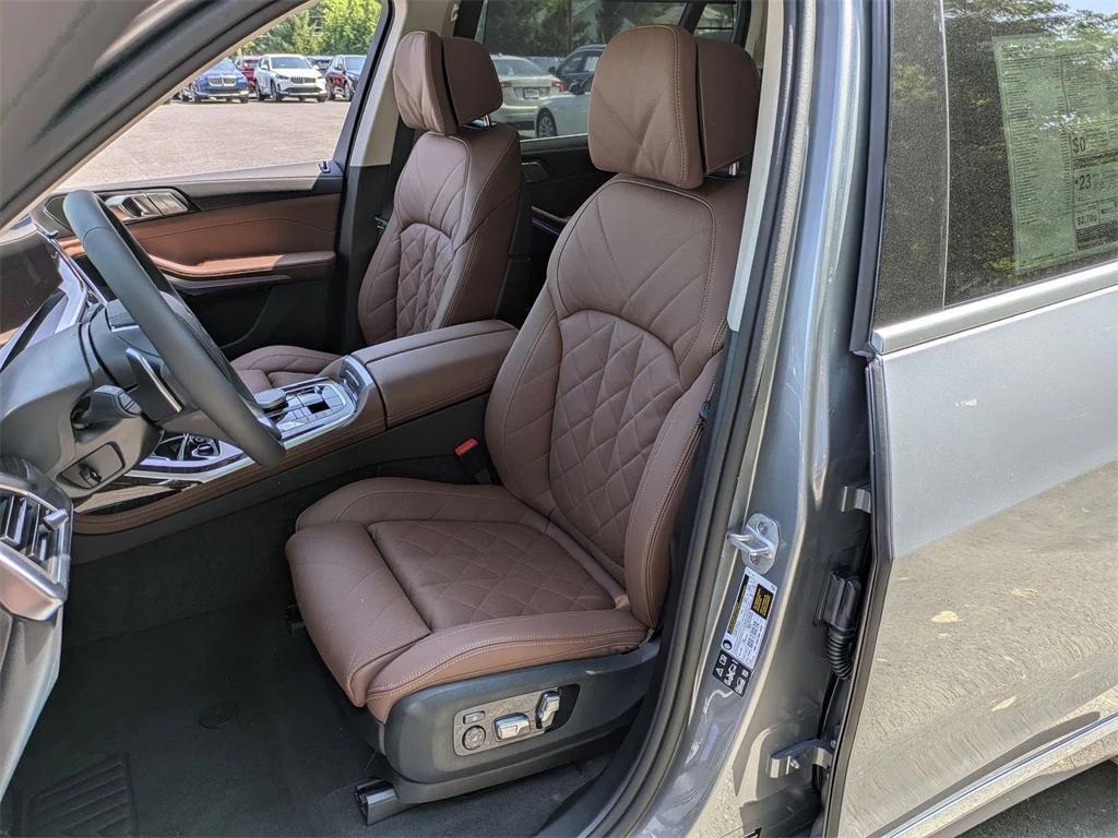new 2026 BMW X7 car, priced at $91,465
