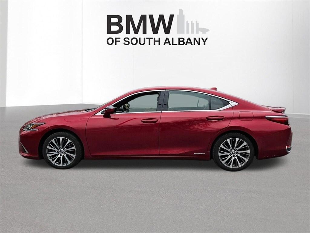 used 2019 Lexus ES 300h car, priced at $27,570
