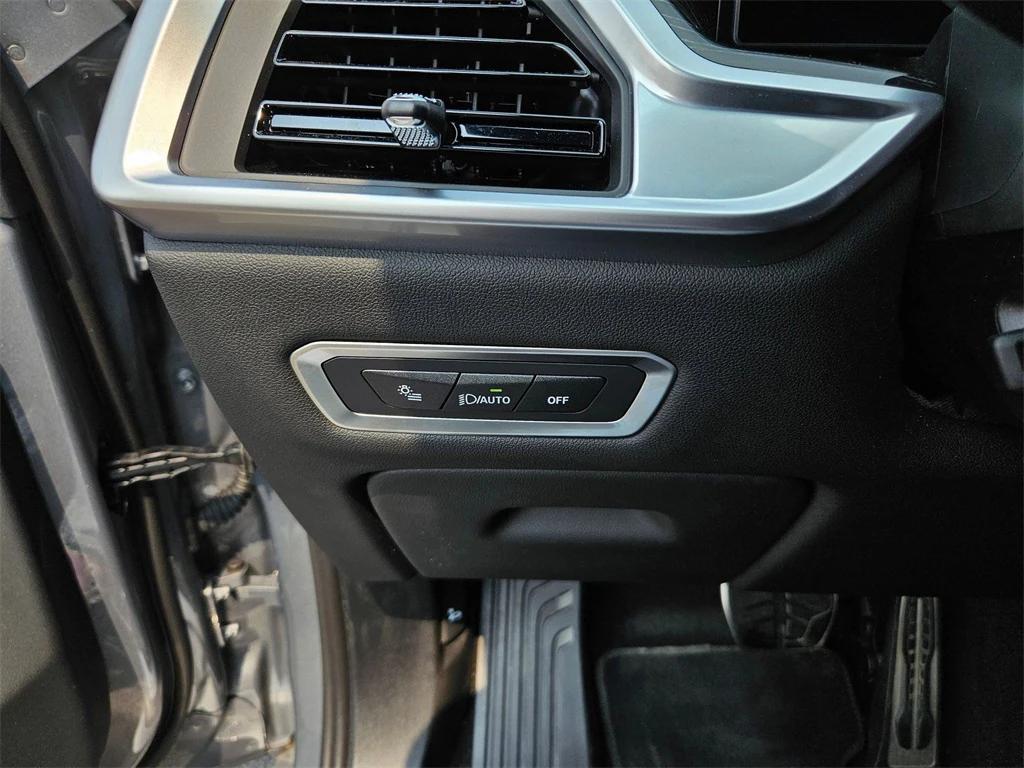 used 2025 BMW X7 car, priced at $79,000