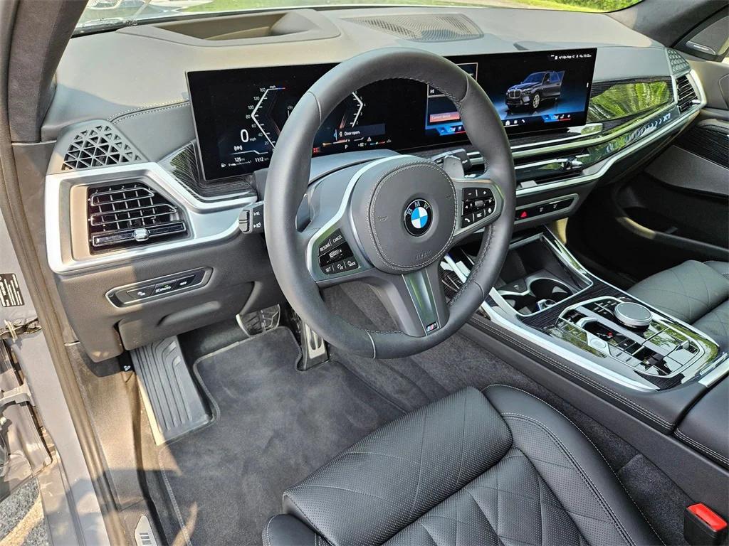 used 2025 BMW X7 car, priced at $79,000