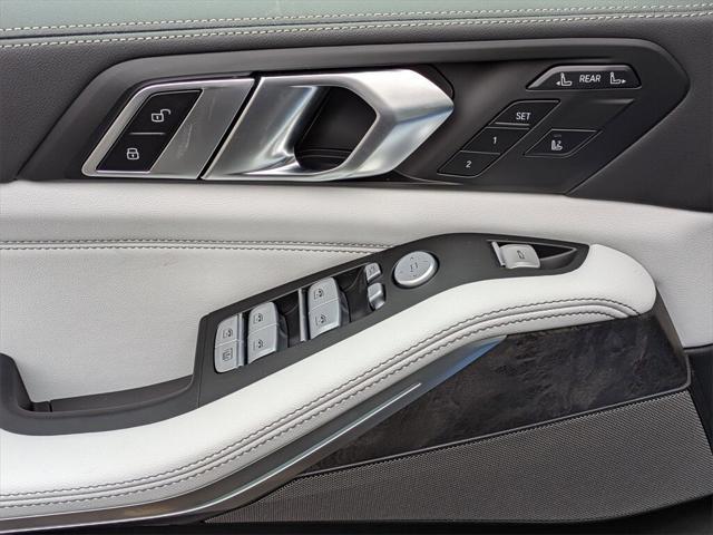 new 2025 BMW X7 car, priced at $94,500