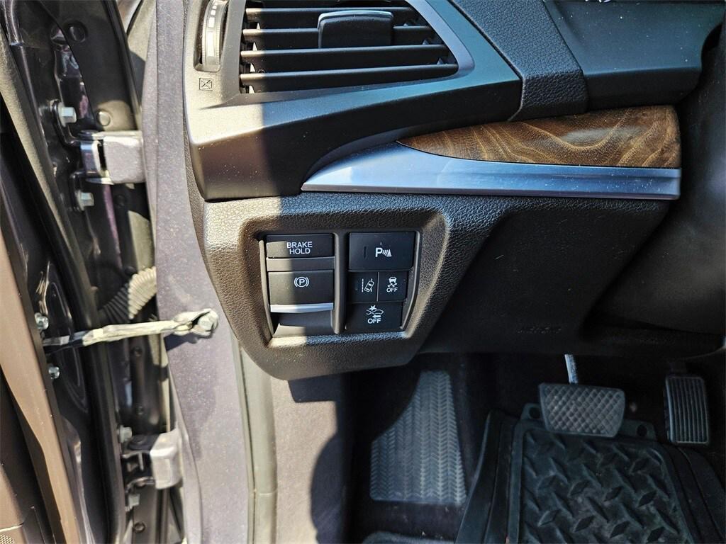 used 2020 Acura MDX car, priced at $23,739