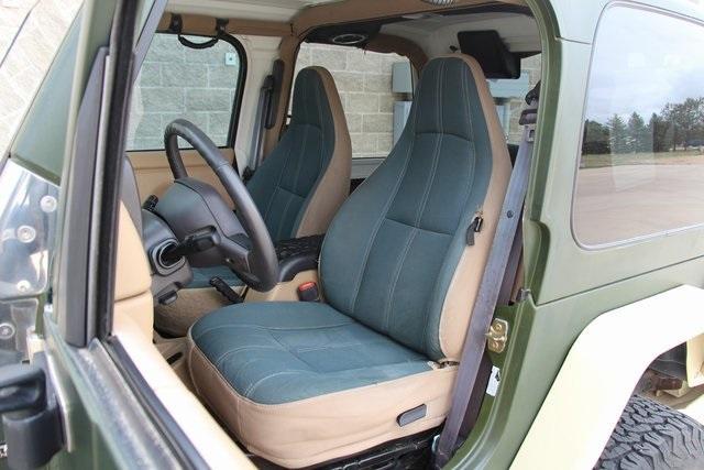 used 2001 Jeep Wrangler car, priced at $11,500