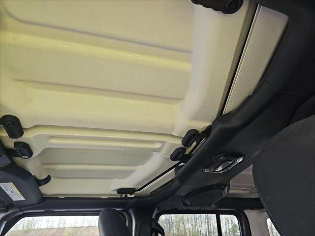 used 2021 Jeep Wrangler Unlimited car, priced at $37,368