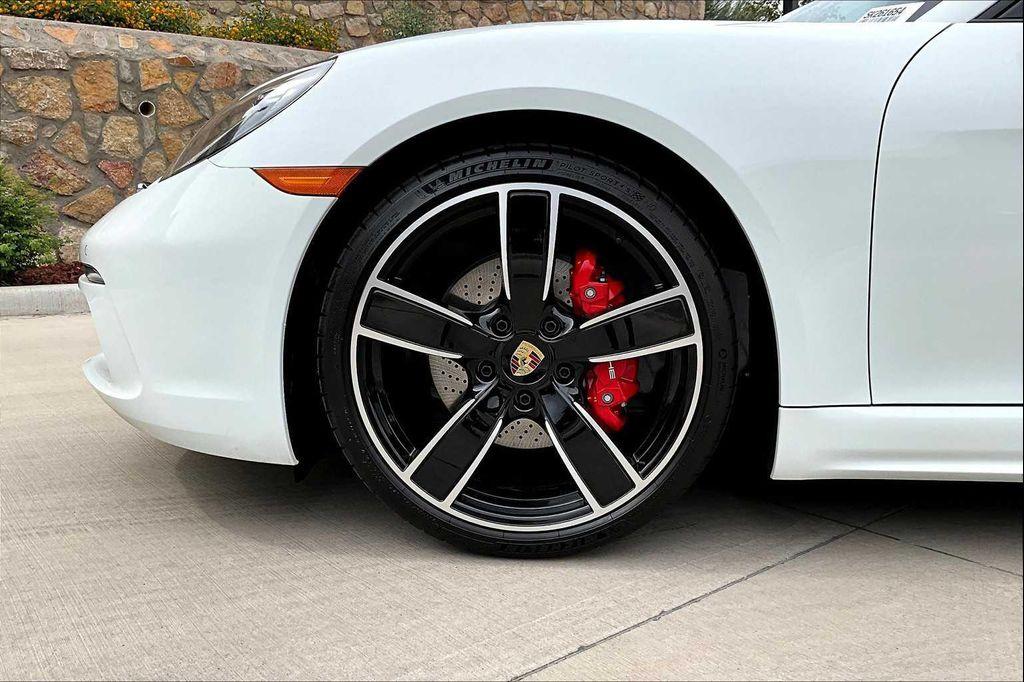 new 2025 Porsche 718 Cayman car, priced at $113,015