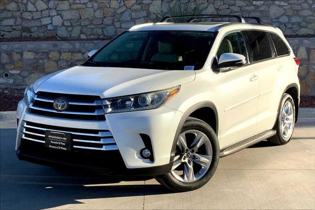 used 2018 Toyota Highlander car, priced at $25,886