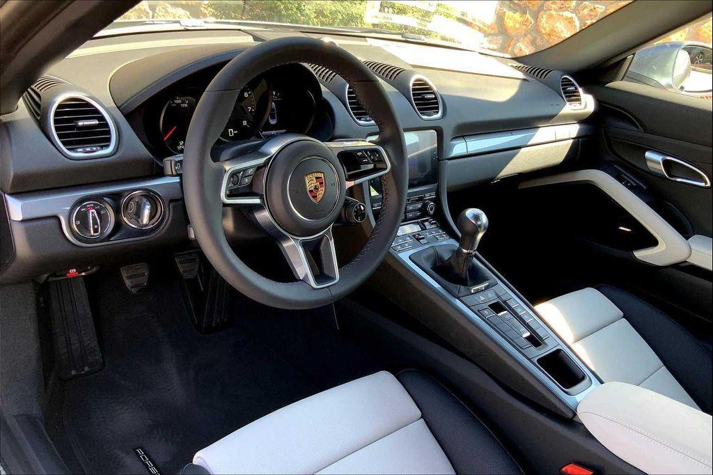 new 2025 Porsche 718 Boxster car, priced at $92,975