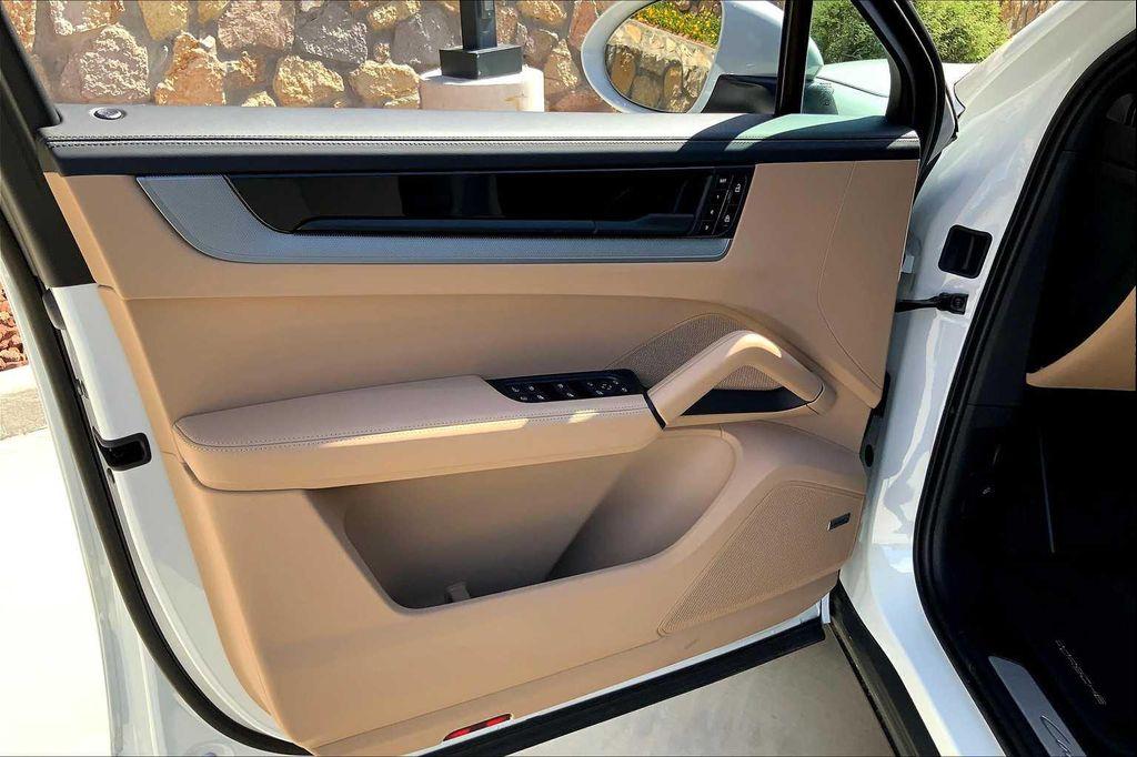new 2025 Porsche Cayenne car, priced at $132,465