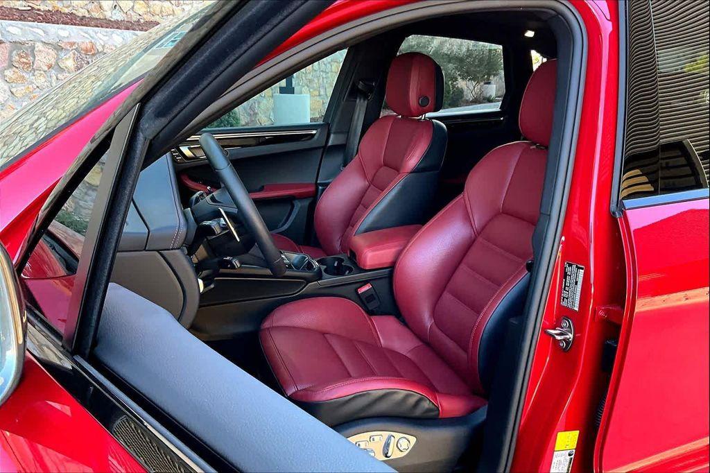used 2025 Porsche Macan car, priced at $68,897
