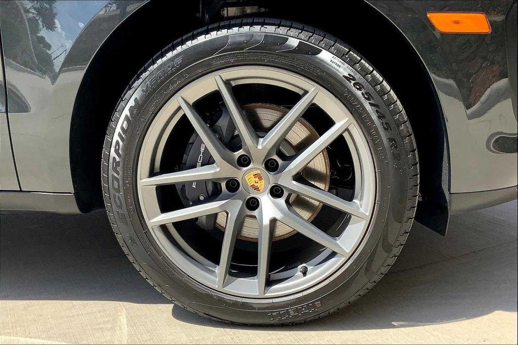 new 2025 Porsche Macan car, priced at $81,565