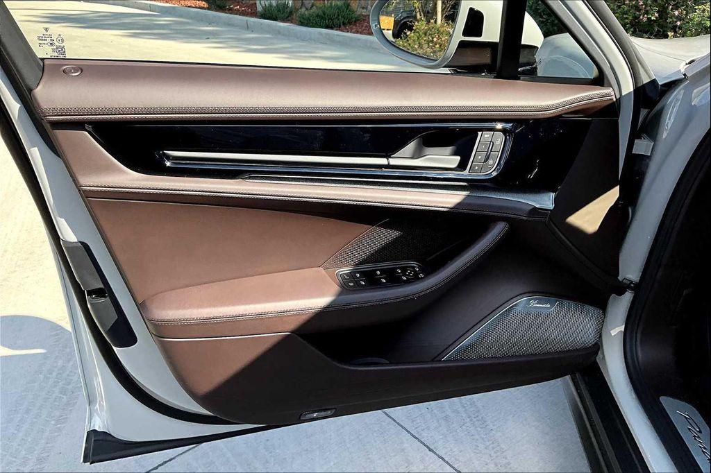 new 2026 Porsche Panamera car, priced at $166,520