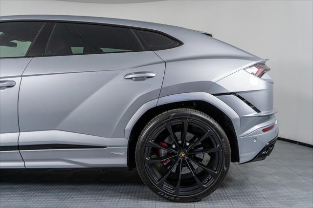 used 2023 Lamborghini Urus car, priced at $239,990
