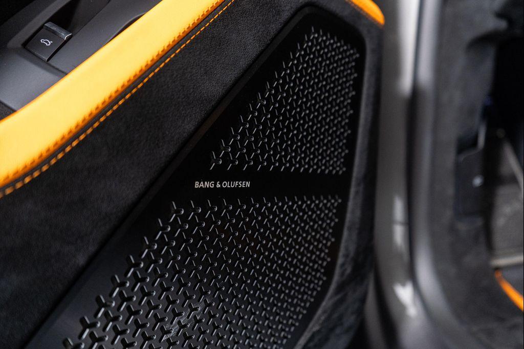 used 2023 Lamborghini Urus car, priced at $283,990