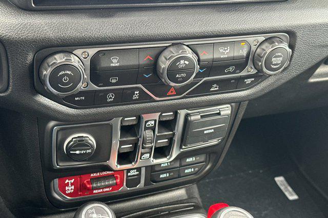 new 2025 Jeep Gladiator car, priced at $46,795