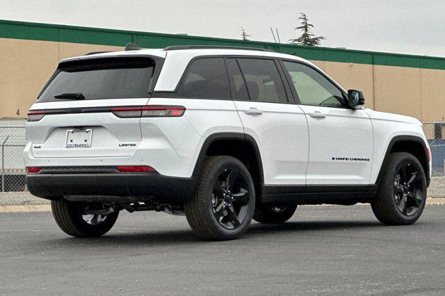 new 2025 Jeep Grand Cherokee car, priced at $41,925