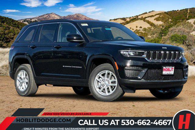 new 2025 Jeep Grand Cherokee car, priced at $38,175