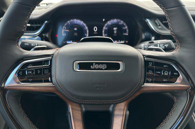 new 2025 Jeep Grand Cherokee car, priced at $62,355